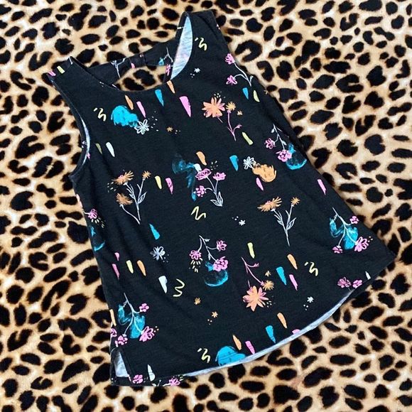 •SO• flowery swing black tank top with adorable bow back with key hole size 10 - Picture 2 of 6
